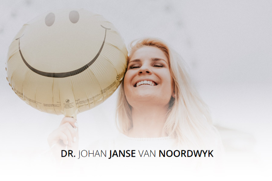 Dentist / Tandarts Dr J. Janse van Noordwyk